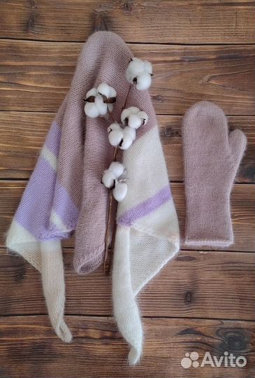 Шапка, варежки, платок