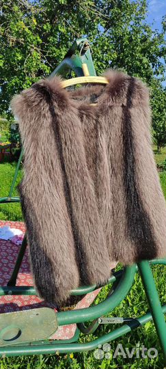 Жилет меховой женский