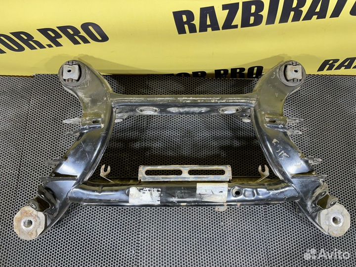 Подрамник задний