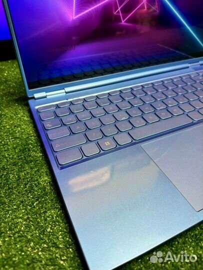 Новый ноутбук на гарантии