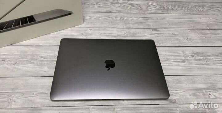 Apple MacBook Pro 13 2017, Retina, i5, 8gb, 128gb