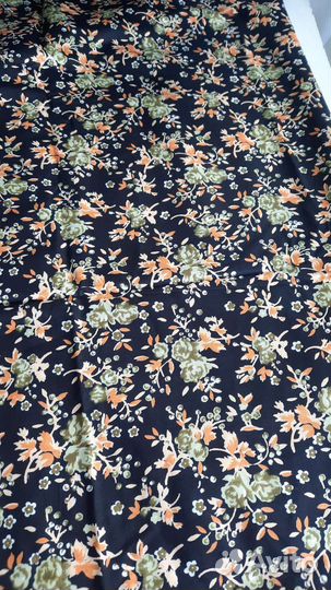 Отрез ткани сатин