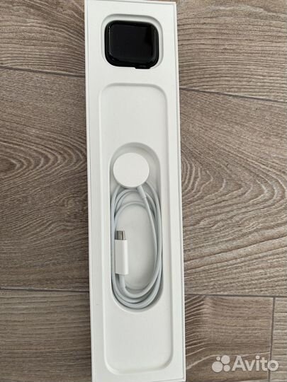 Продам Apple Watch