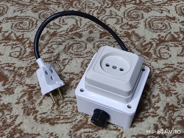 Понижающий регулятор напряжения 250-10.макс 2000вт