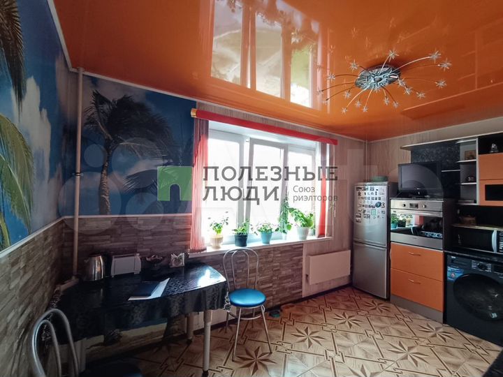 2-к. квартира, 64 м², 4/10 эт.