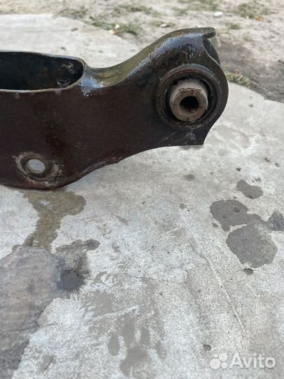 Рычаг задней подвески mitsubishi lancer 9