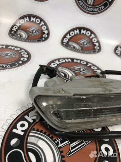 Фонарь заднего хода левый Kia Quoris