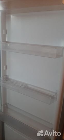 Холодильник Hotpoint Ariston,Nofrost