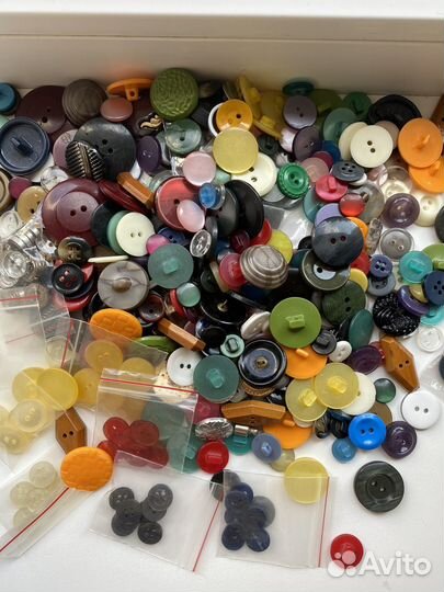 Рукодельницам Пуговицы в ассортименте