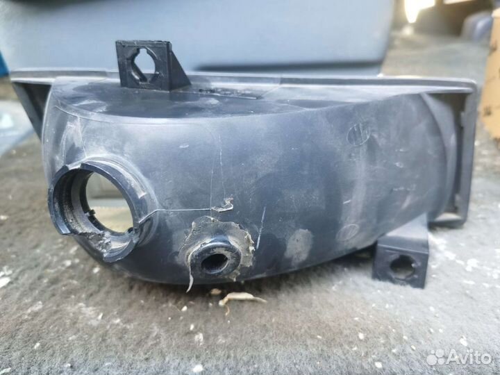 Фары dodge caravan 1995 2 поколение