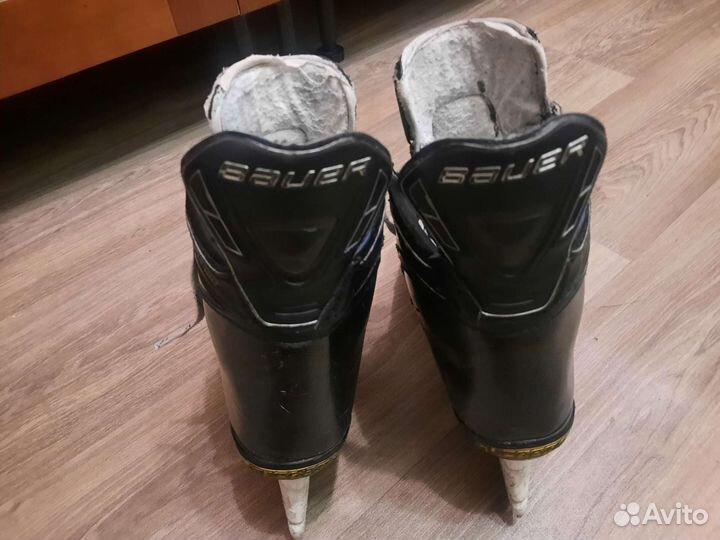 Коньки bauer total one
