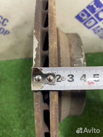 Тормозной диск задний левый Mercedes-Benz W211