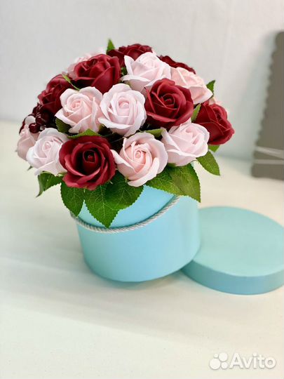 Букет из мыльных роз «и целого мира мало»