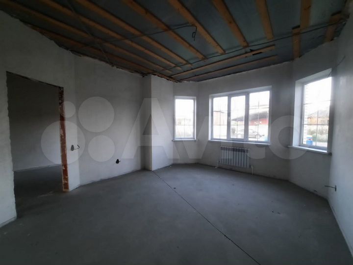 Дом 90 м² на участке 5 сот.