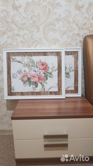 Картина из обоев