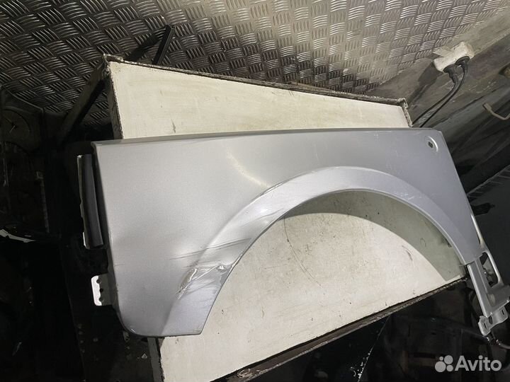 Крыло переднее левое Land Rover Range Rover 3