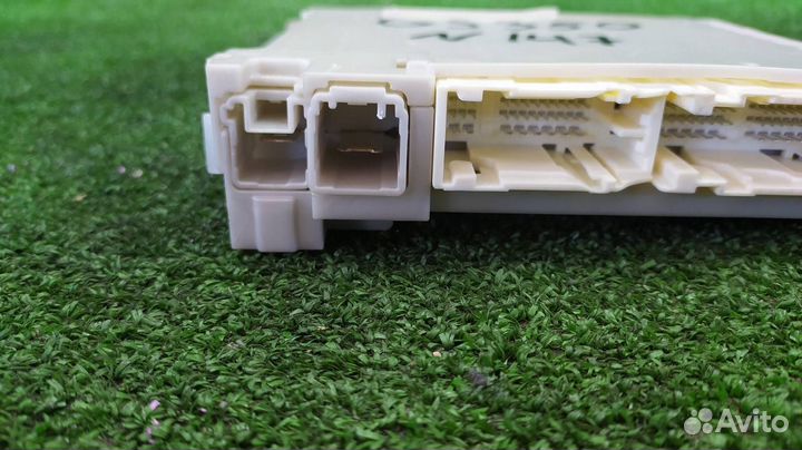 Блок предохранителей салонный Lexus Gs350 2GR-FE