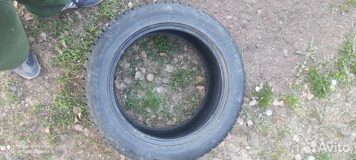 Bridgestone Blizzak Spike-01 235/55 R18 104T