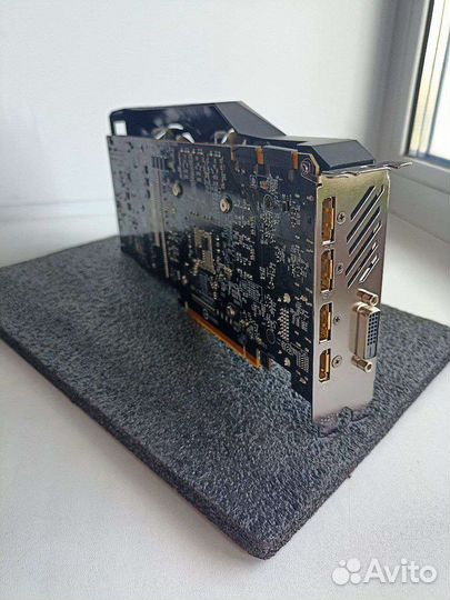 Видеокарта Gigabyte GTX 1070 8gb