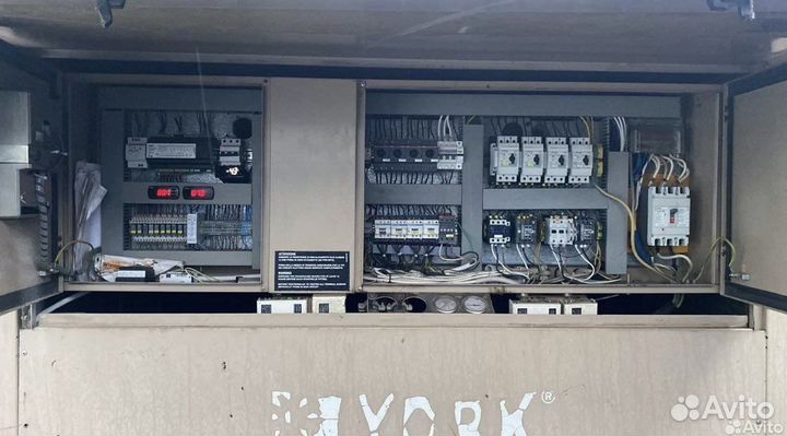 Б/у оборудование для ледовой арены