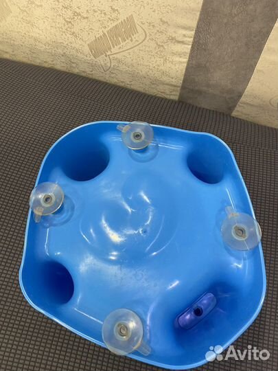 Стульчик для купания в ванной