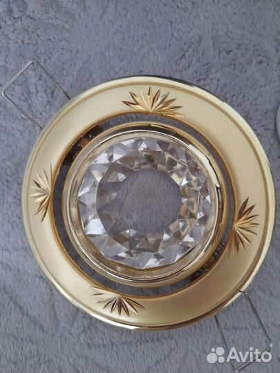 Светильник потолочный встраиваемый