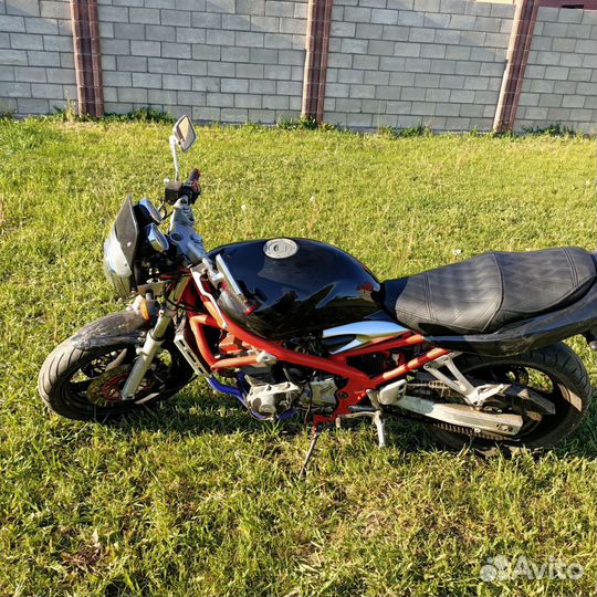 Suzuki bandit gsf 400