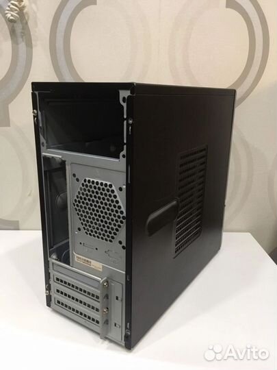 Корпус для компьютера in win + крепеж