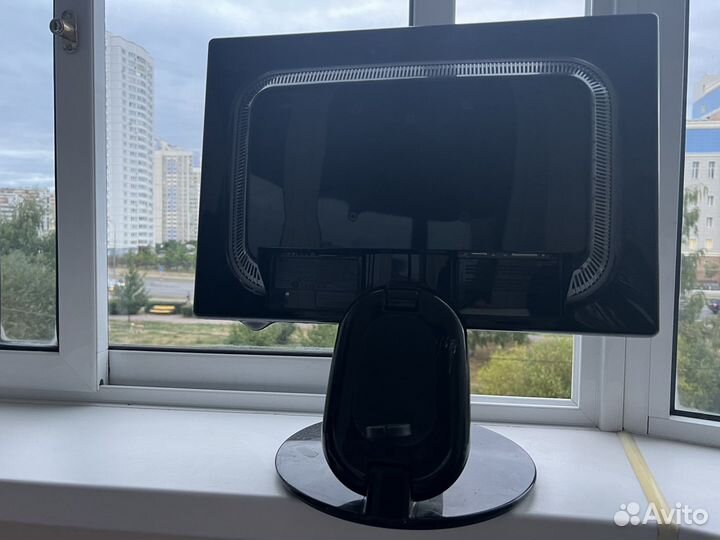 Монитор для компьютера LG L197WH-PF