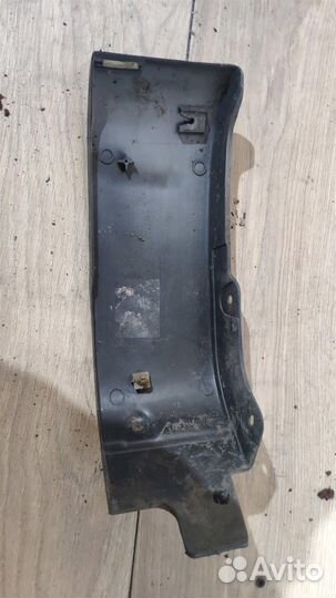 Накладка переднего крыла левого от Hyundai Santa