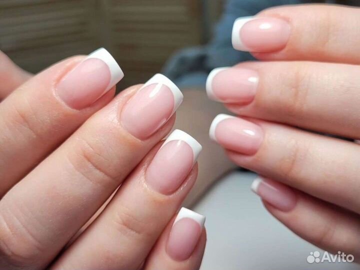 Маникюр, педикюр, наращивание ногтей