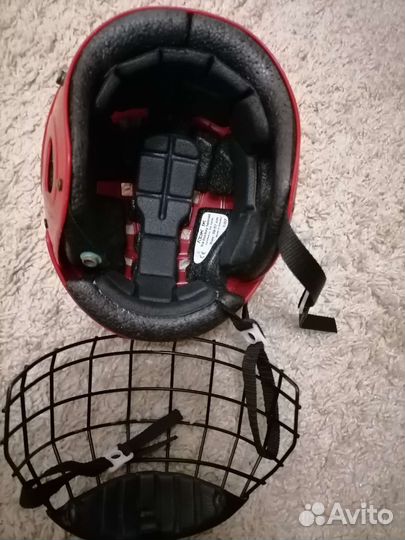 Шлем хоккейный