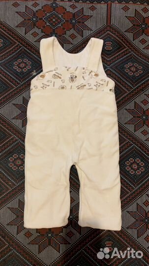 Комбинезон для девлчки 6-12 мес