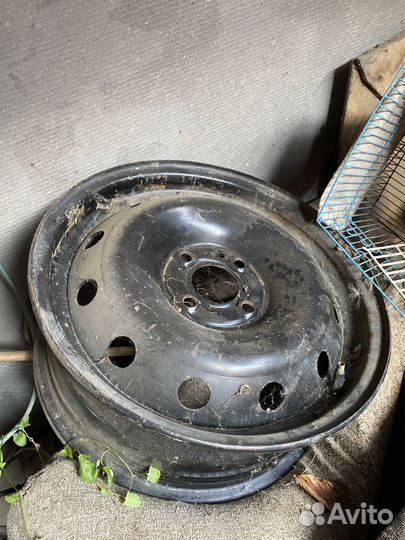 Штампы на Логан