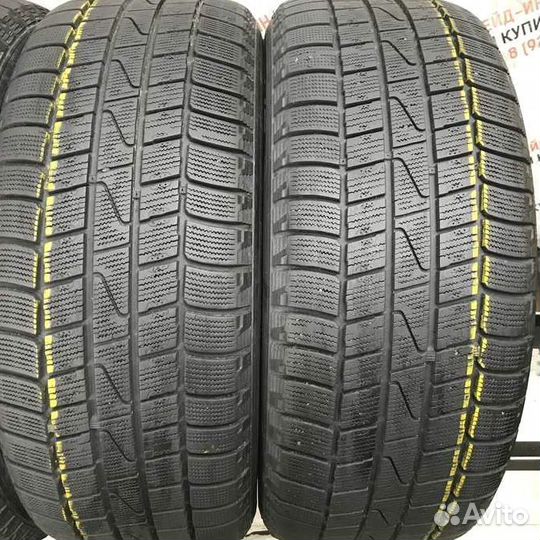 Hankook Winter I'Cept IZ W606 235/55 R17