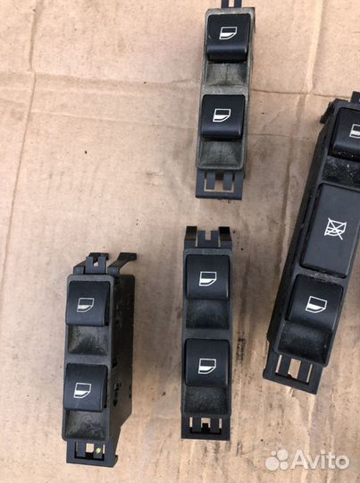 Кнопка стеклоподъемников BMW 3 е46