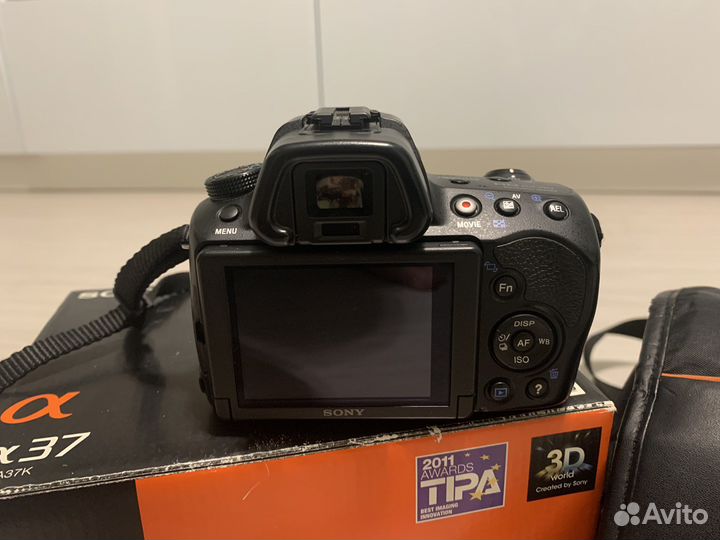 Зеркальный фотоаппарат Sony a37