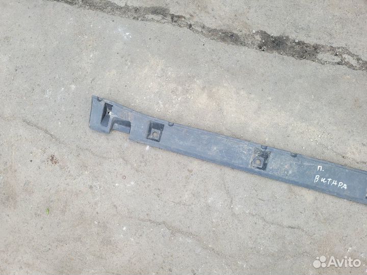 Накладка правого порога на Suzuki Grand Vitara 2