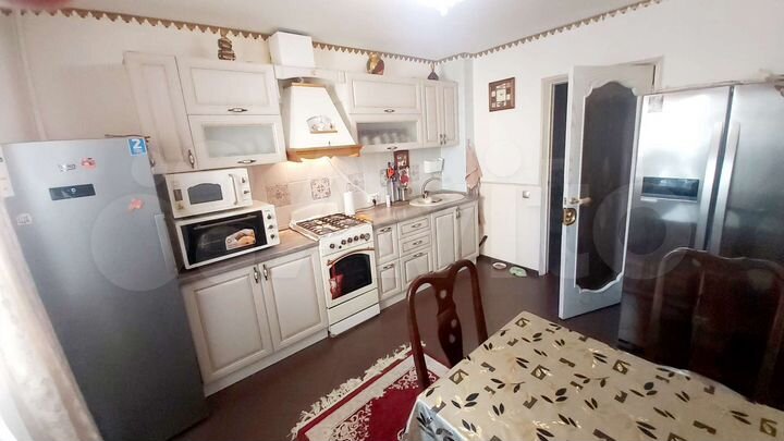 2-к. квартира, 80,6 м², 6/10 эт.