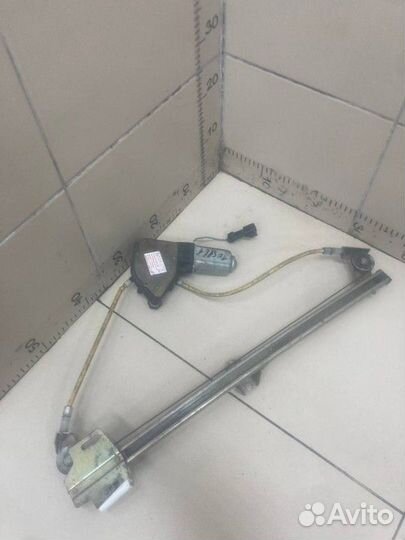 Стеклоподъемник электрический передний правый