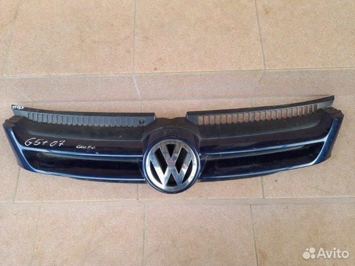 Решетка радиатора передняя Vw Golf Plus