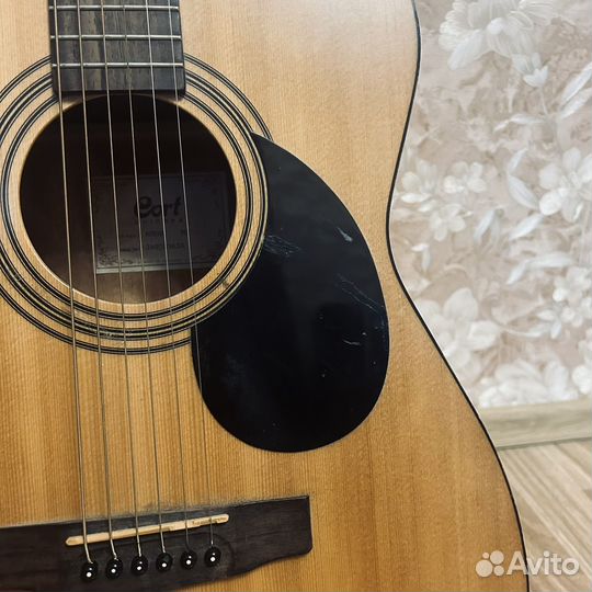 Акустическая гитара Cort AF510