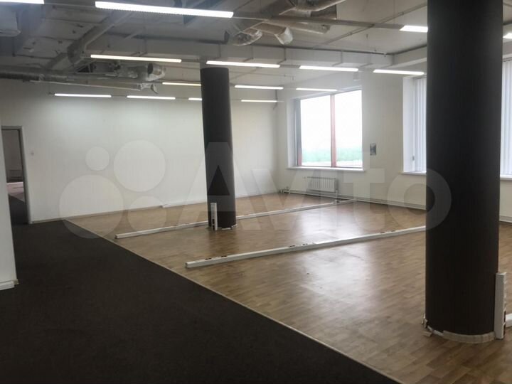 Офисное помещение 1343.00 кв.м 17 этаж