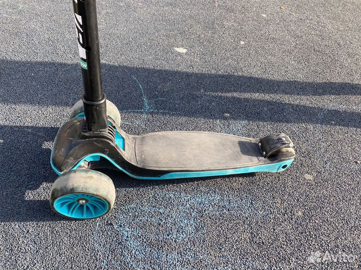 Самокат детский трехколесный