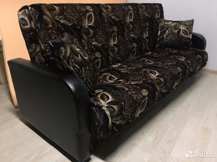 Диван