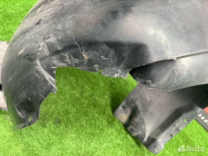 Подкрылок Локер передний левый Volkswagen Polo 5