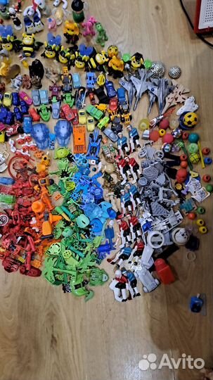 Игрушки из киндер сюрприза пакетом. Вес