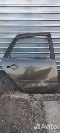 Дверь задняя правая Гранта