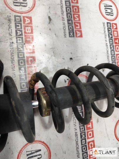 Стойка задняя левая toyota vista