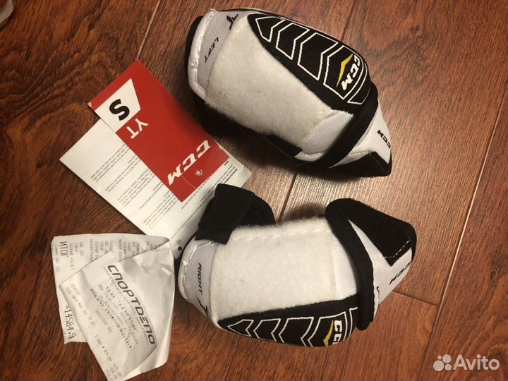 Налокотники CCM Tacks YTH-S новые